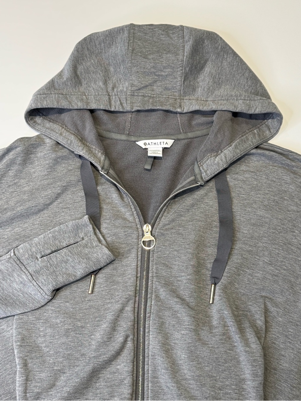 Athleta Women's Medium Full Zip Hoodie Sweatshirt Thumb Holes Pleats